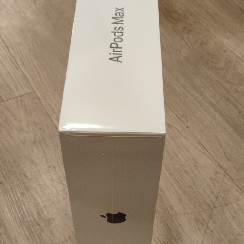 Apple Over-Ear Headphones - Dark Gray - Picture 2 of 2